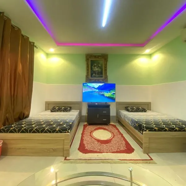 Farmhouse One Bedroom Attached Bathroom، فندق في الرحبة