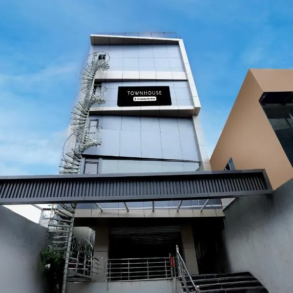 Super Townhouse Rauniyar City Centre Ratu Road, hotel em Ranchi