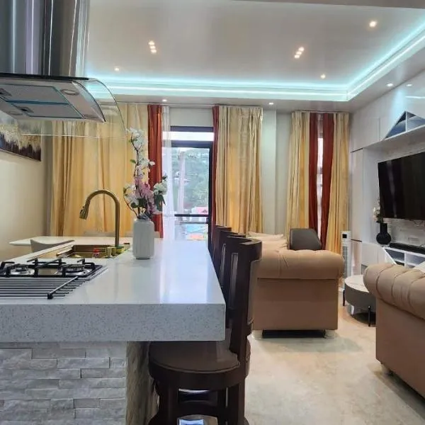 eHOME LUXX BAGUIO HOMESTAY, hotel v destinácii Baguio