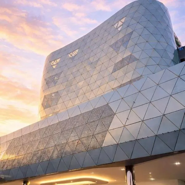 Morakot Twin Chumphon, hotel em Chumphon