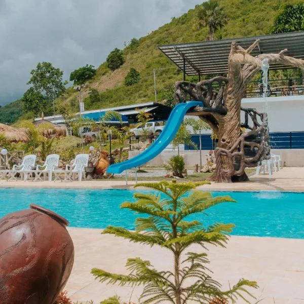 Meg's Resort, hotel di Andoon