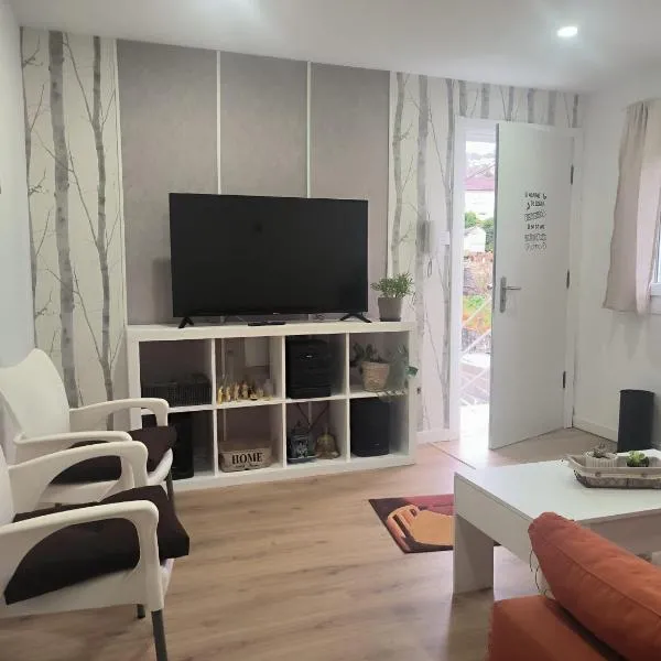 Los Cala-Vivienda tranquila en casa unifamiliar, hotell i Vigo