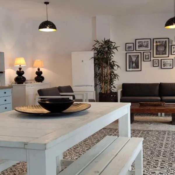 Casa Típica con Terraza, hotel en Ayamonte