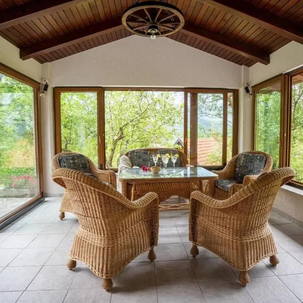 At Peskar's a charming countryside house, hotel em Podbrdo