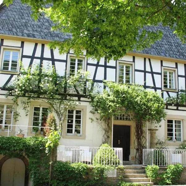 Mosel-Side De Luxe Suite, hotel em Reil