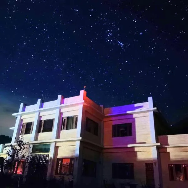 春陽溫泉一品居 ChunYang Homestay hot spring: Renai şehrinde bir otel