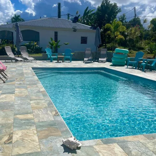 Coco-orchidées Le Domaine Mannou, отель в городе Сент-Роз