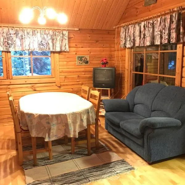 Mökki lomaparrassa, hotell i Teuva