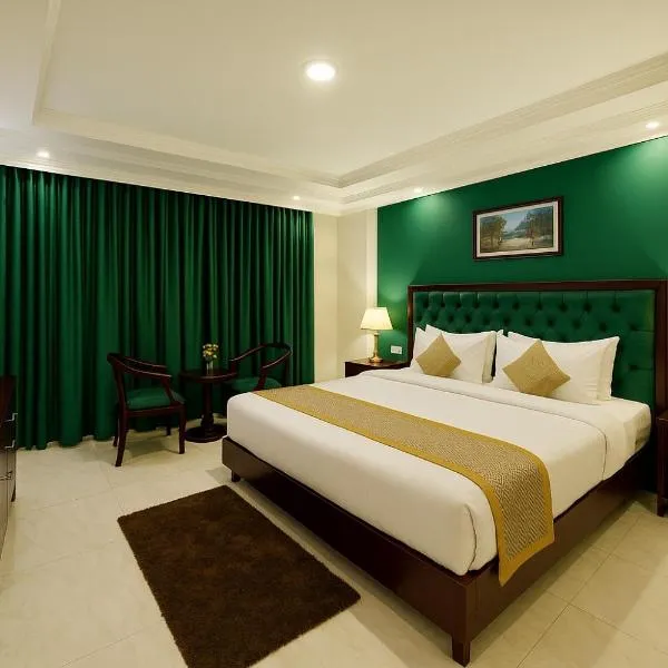 Hotel White Grand - near ISBT bus stand - A Centrally heated property, hotel in Shimla