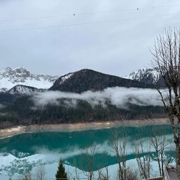 Lago Maina Appartamenti, hotel en Sauris