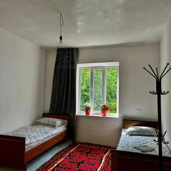 KYIAL guest house, hotel v destinácii Arkit