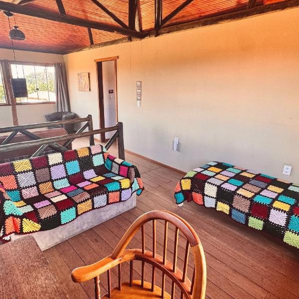 Casa charmosa com chalés, jardim e área gramada - Foto 4