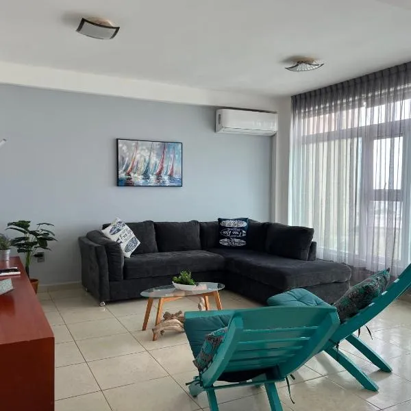 Depto Excelente ubicación Vista parcial Mar, viešbutis mieste Boka del Rijus