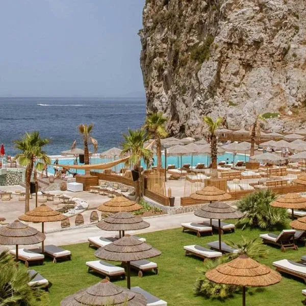 Maya Beach Resort, hotel i Massa Lubrense