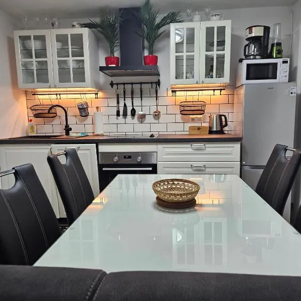 Apartment Berglez, Hotel in Škofja Loka