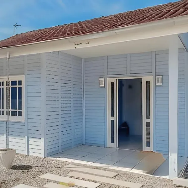 Villa Di Mare 2 - Piscina fogueira e churrasqueira, hotel em São Francisco do Sul