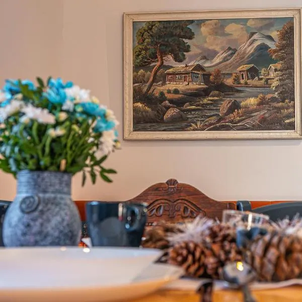 Apartamenty Baj na Polnej - Granatowa Ostoja, hotel u gradu PyzÃ³wka