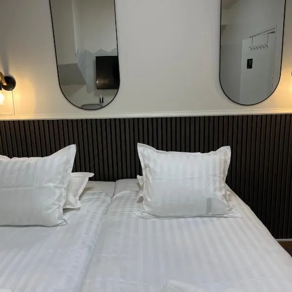 Oxbackens Hotell & Café โรงแรมในเวสเตโรส