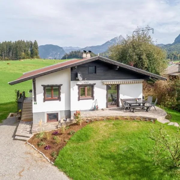 Chalet Pölven، فندق في Schwoich