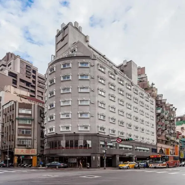 華麗大飯店Ferrary Hotel, hotell i Taipei