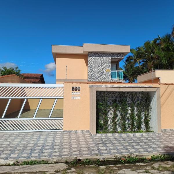 Casa em condomínio com pscina e churrasqueira em Itanhaem Cibratel II