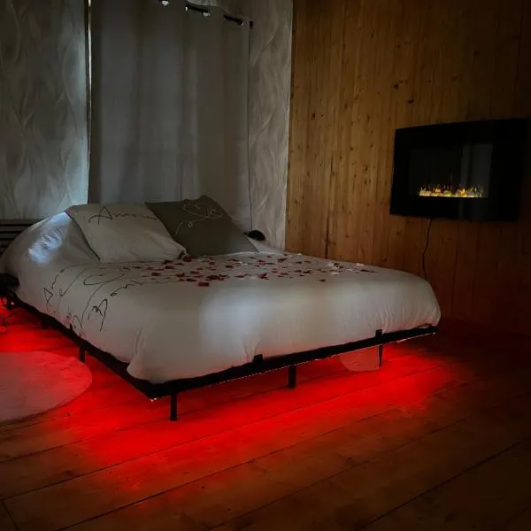 Ô Chalet Normand, готель у місті Colomby