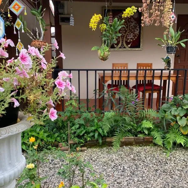 K Khan Chiang Khan Walking Street Garden Home、チェンカーンのホテル