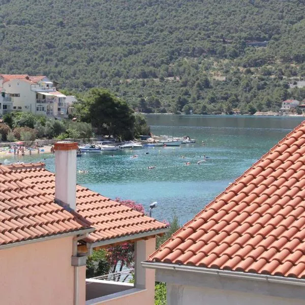 Apartments Kronja, hotell i Grebaštica