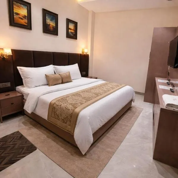 Hotel Grey Villa Amritsar !! Large Parking ! Lift ! Near Bus Stand & Golden Temple ! Newly Built โรงแรมในอัมริตสา