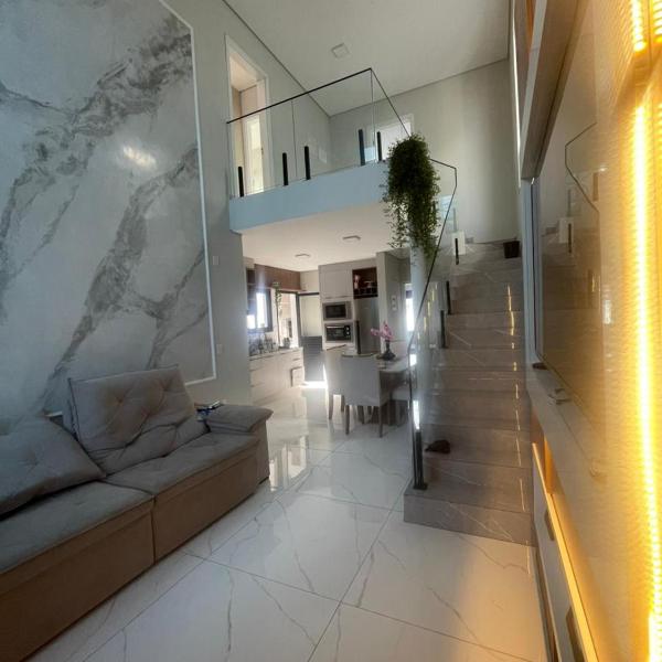 CASA COM PISCINA PARA 10 PESSOAS INGLESEs