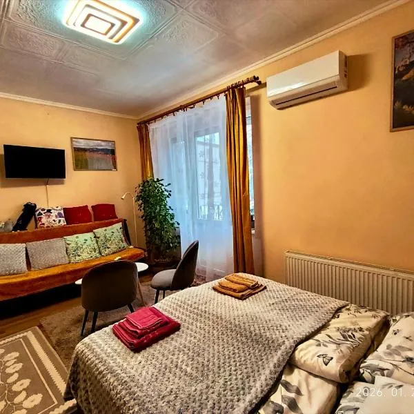 Karancs Apartman Salgótarján, hotel din Salgótarján