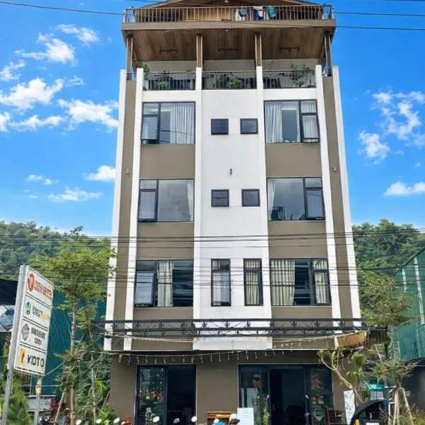 Cozy Hostel and Tours, hôtel à Ha Giang