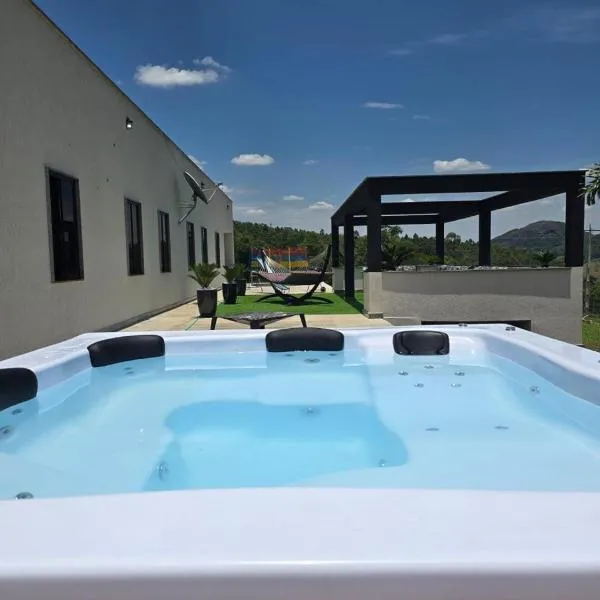 Recanto JeJ Casa em Itaguara MG, hotel v destinaci Itaguara