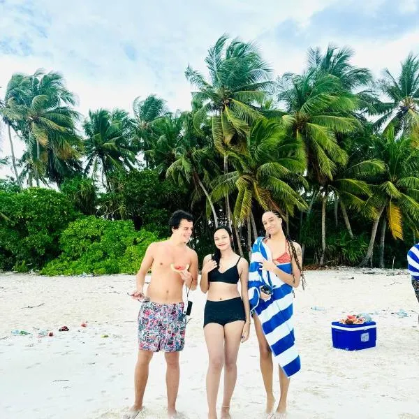 Blue Wave Hotel Maldives - Book FB a week gets a free excursion, hotel a Kudahuvadhoo