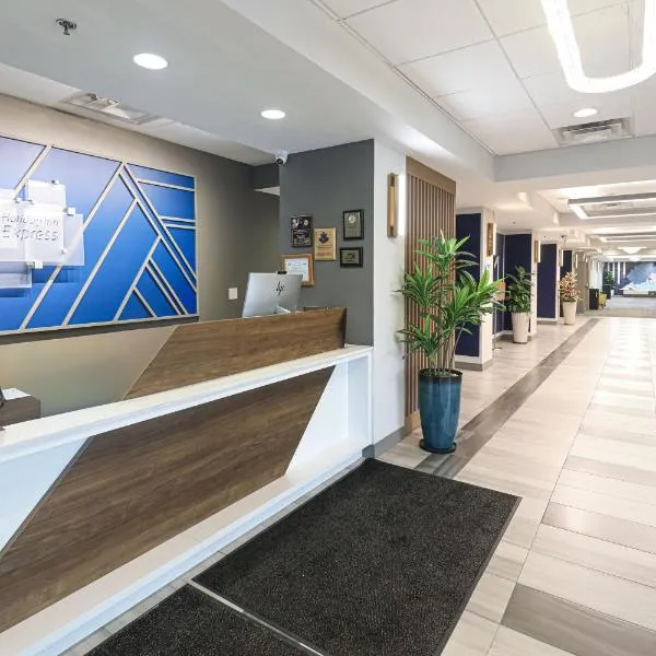 Holiday Inn Express Washington DC SW - Springfield by IHG, hotel u gradu 'Springfield'