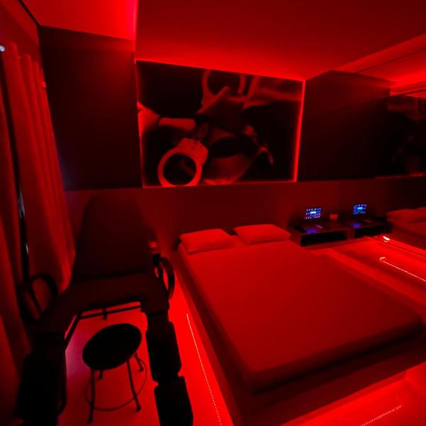 Luxu's Motel