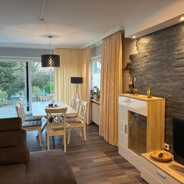 Landhaus Amelia- Idylle pur mit Kamin, ξενοδοχείο σε Schenefeld
