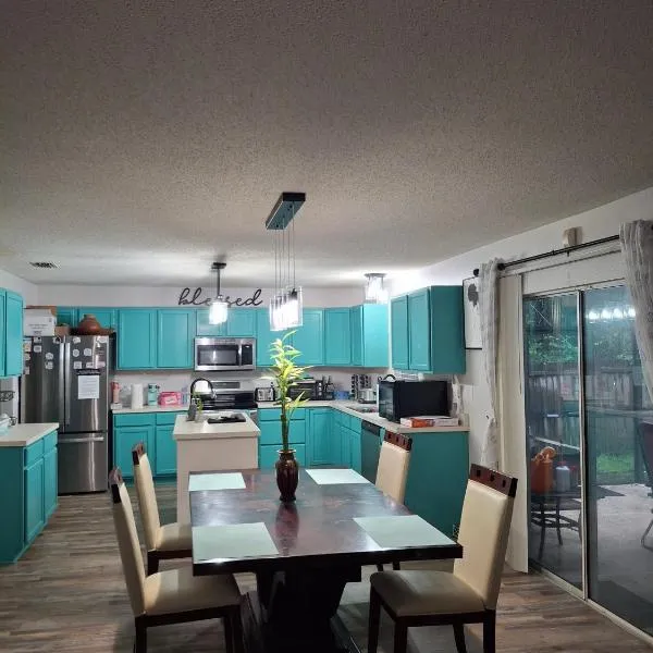 A&D Homes Peaceful Retreat: Jacksonville'de bir otel