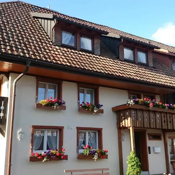 Ferienhaus Schwörer, hotel din Feldberg