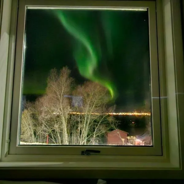 Cozy House in Tromsø - Near City Center, Ideal for Families & Groups, Hotel in Tromsø