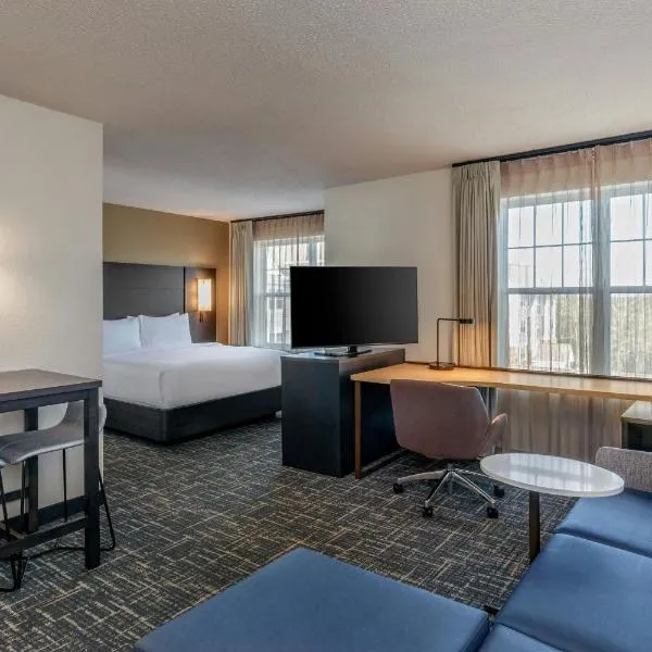 Residence Inn Worcester, hotel en Worcester