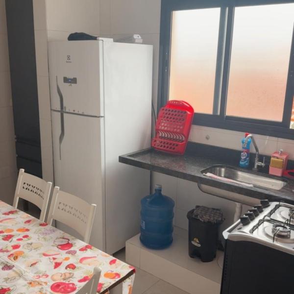 Casa 3 dormitórios 100 metros da praia - Foto 4