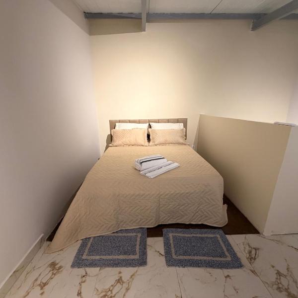 Duplex aconchegante 04 - Ar condicionado perto do Camaru, próximo ao UMC e Uberlândia Shopping