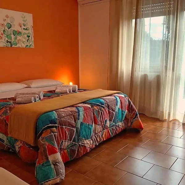 A casa di Ester appartamento, hotel em Passo Corese