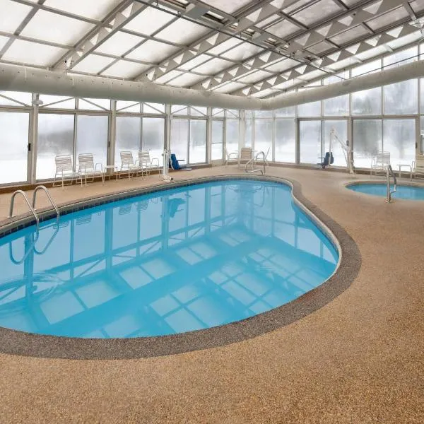 La Quinta by Wyndham Mansfield OH, отель в городе Мансфилд
