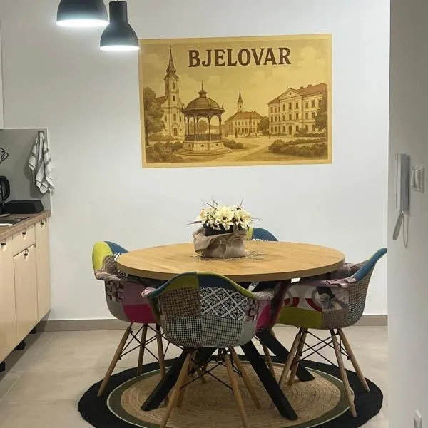 BLANK apartman u centru, hotel v destinaci Bjelovar