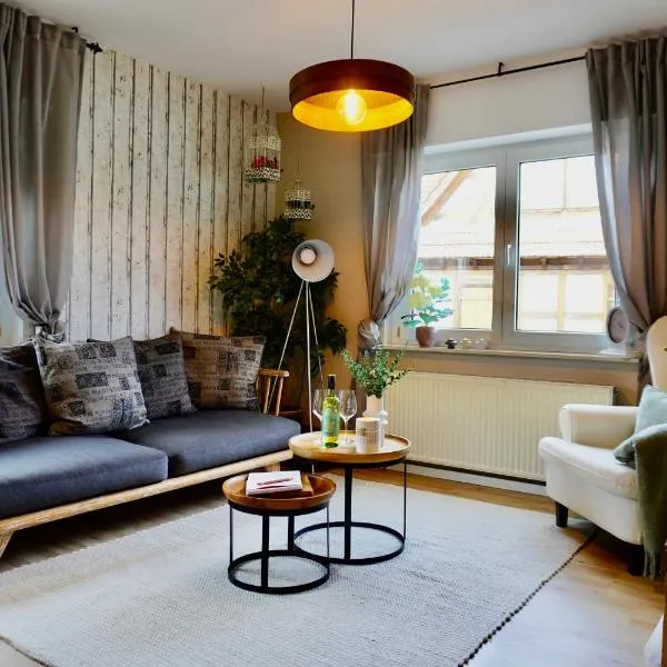 Ferienwohnung Küfer Wandern & Genuss in der Pfalz, hotel en Heuchelheim-Klingen