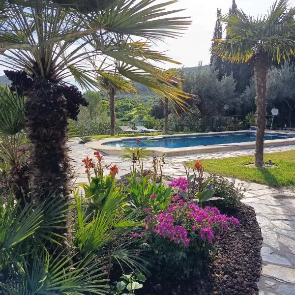 La Única, hotel u gradu 'Coín'