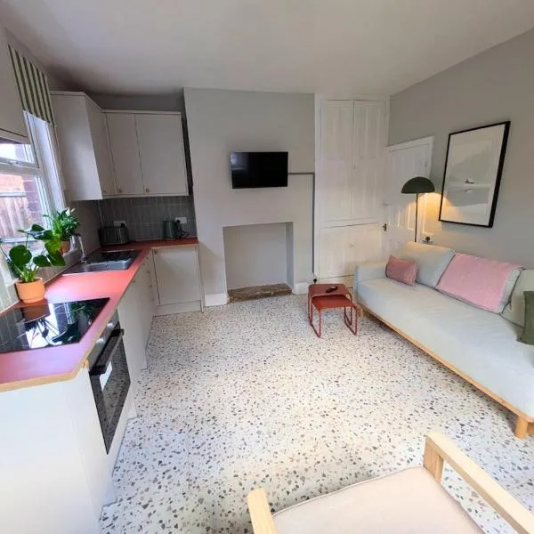 Tranquil flat in vibrant Nether Edge, Hotel in Nether Edge