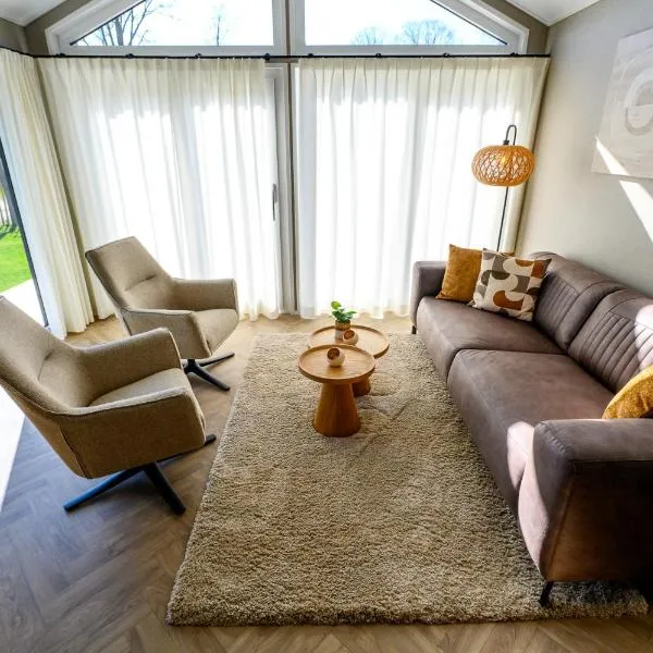 Chalet für Handwerker mit eigener Terrasse und Parkplatz, hotel in Brüggen